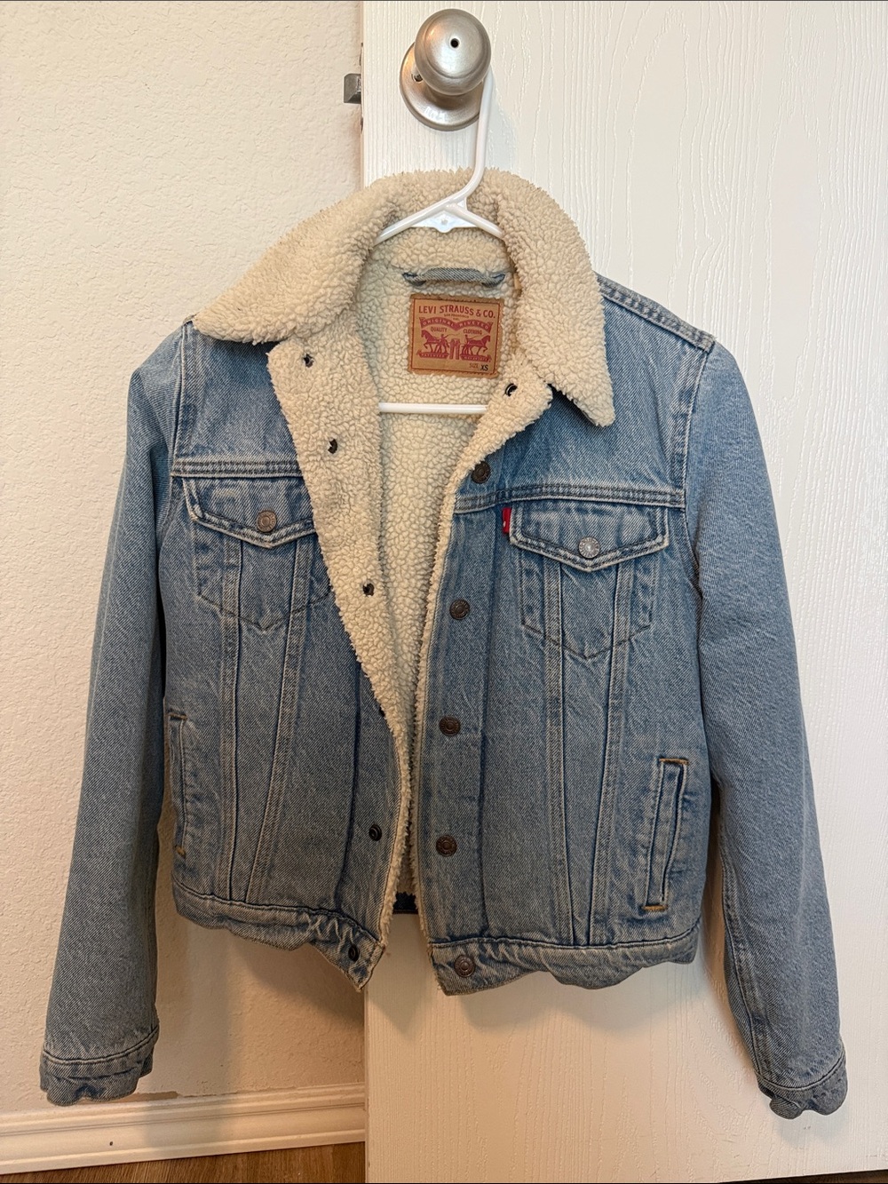 Levi's Light Blue Denim Jacket with Cream Sherpa Collar